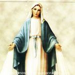 UN MINUTO A LOS PIES DE LA VIRGEN